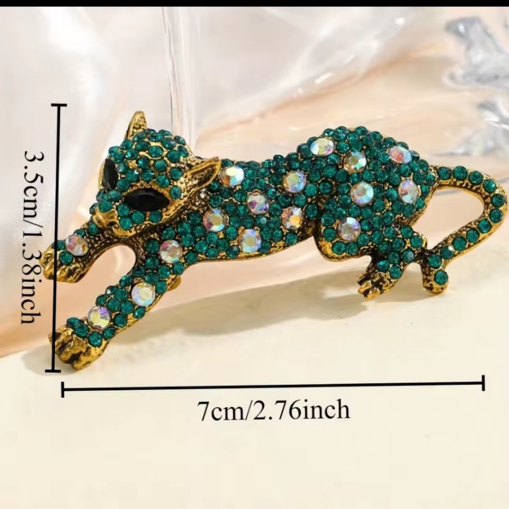 Baroque Luxury Leopard Design Brooch Jewelry - Picture 2 of 2